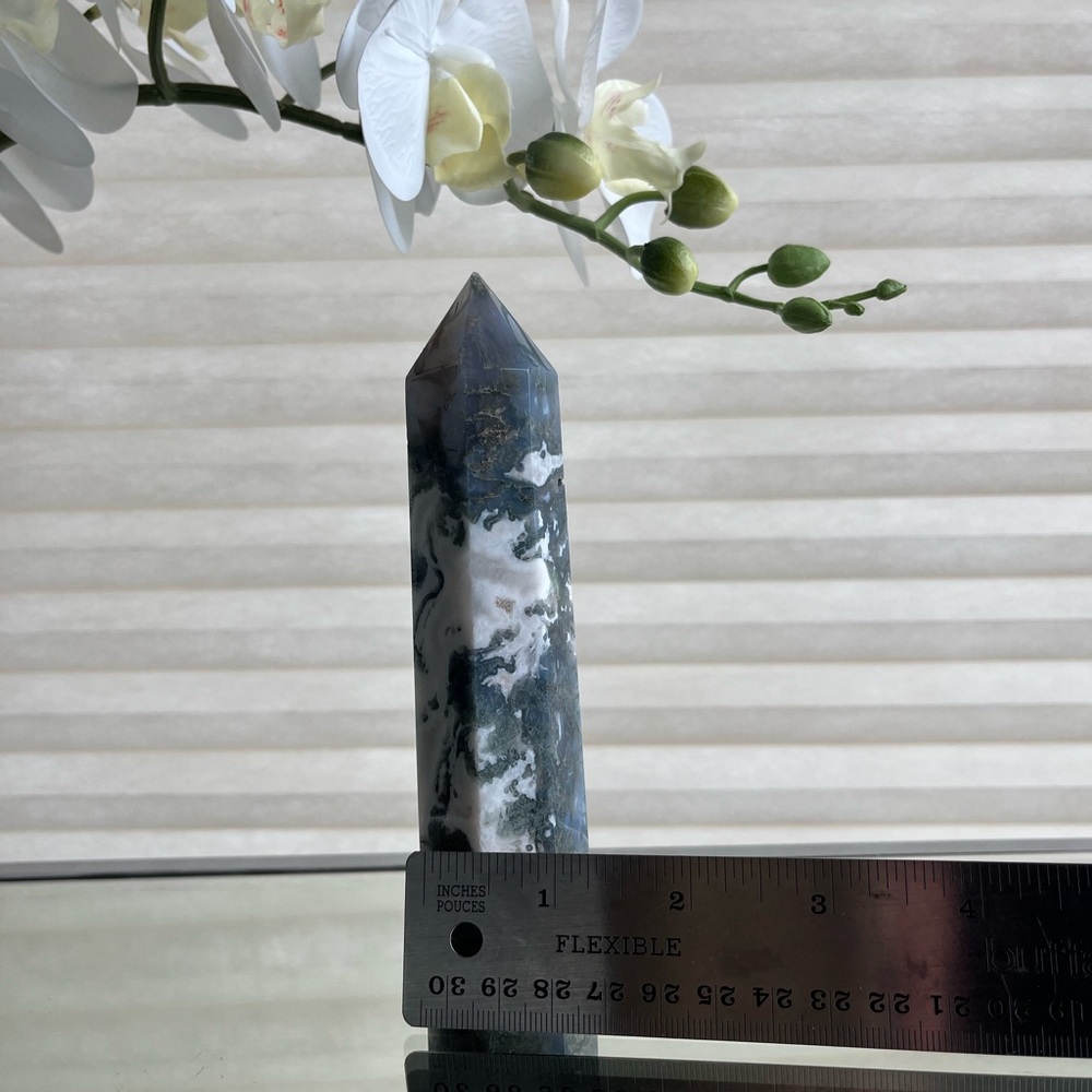 Genuine Moss Agate Tower - Picture 7 of 7
